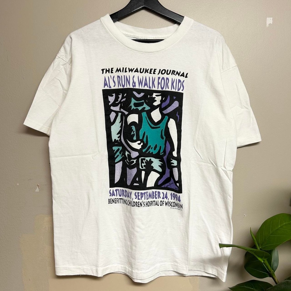 Vintage 90s Holoubek Milwaukee Journal Al's Run Walk Graphic Tee Mens L White